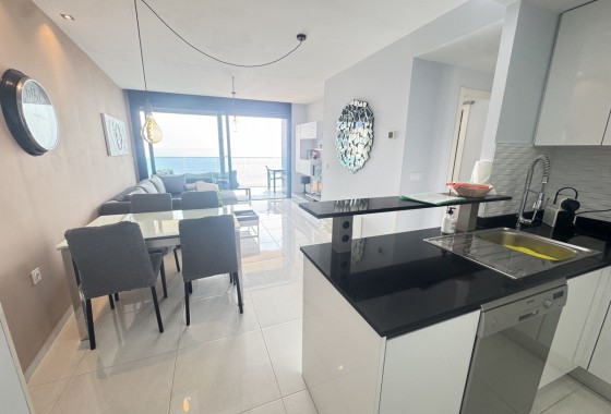Resale - Apartment / flat - Punta Prima
