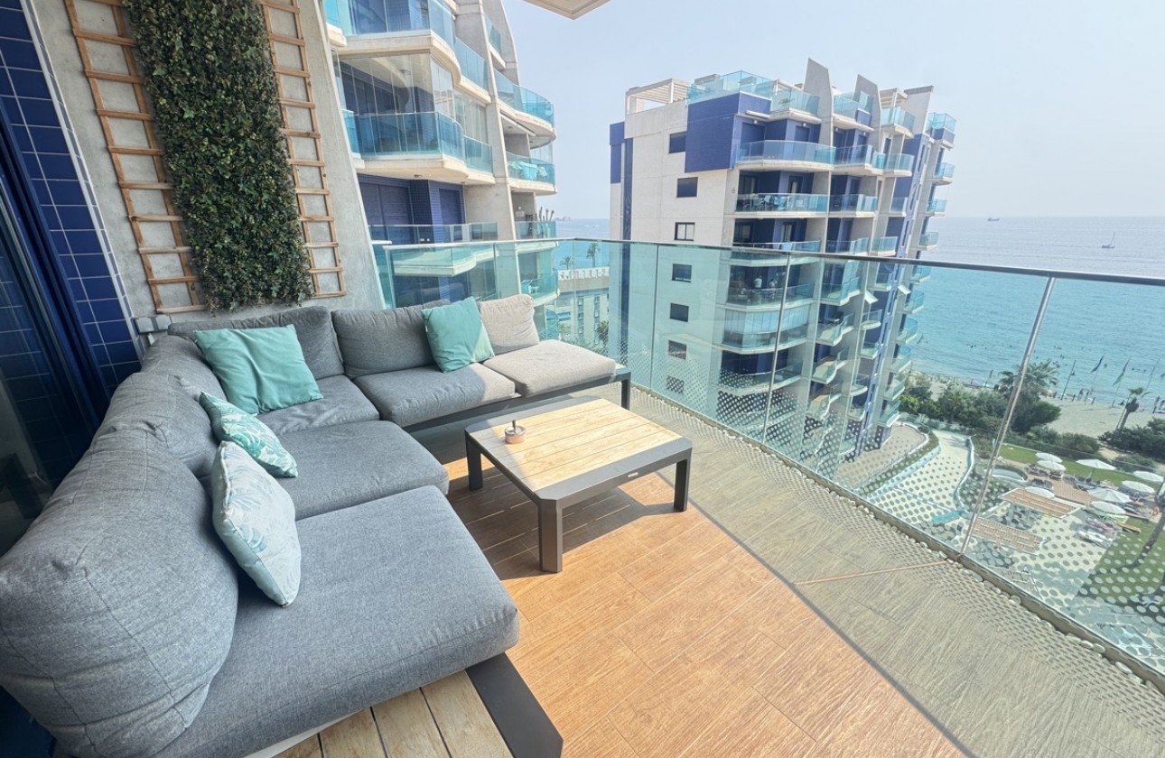 Resale - Apartment / flat - Punta Prima