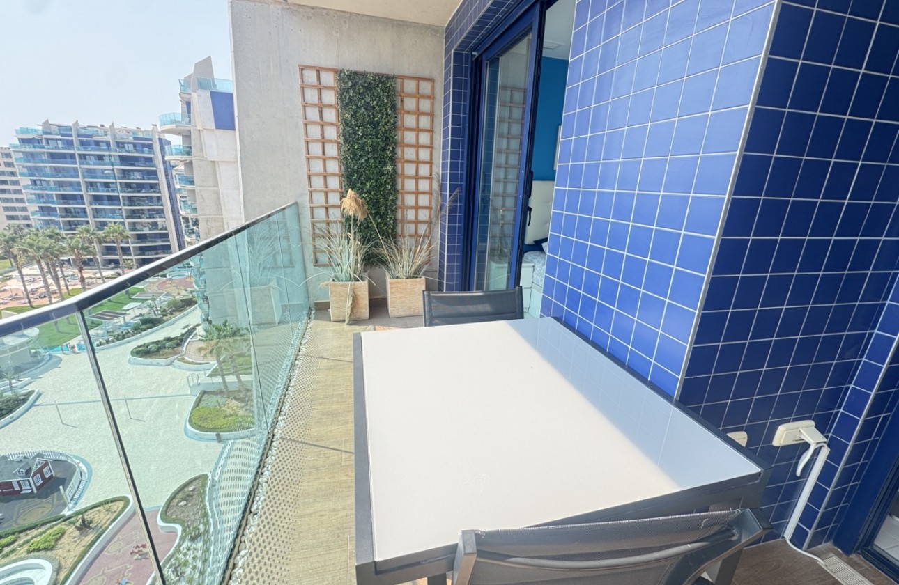 Resale - Apartment / flat - Punta Prima