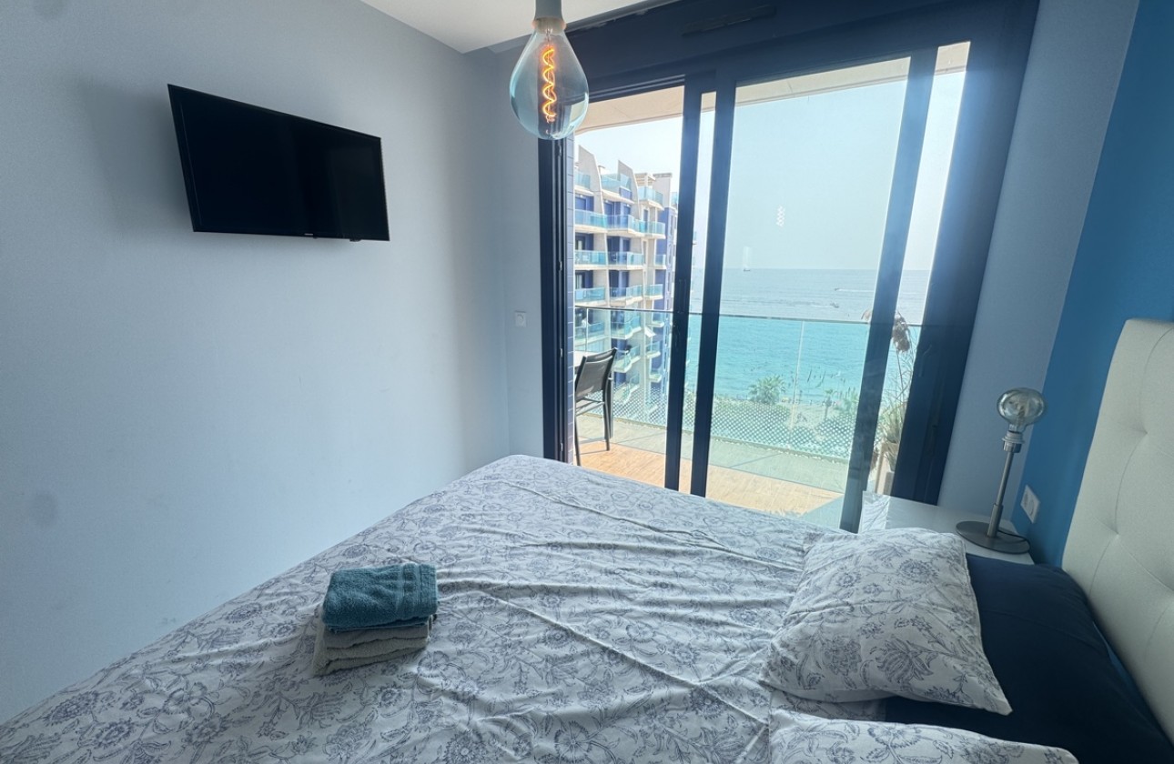 Resale - Apartment / flat - Punta Prima
