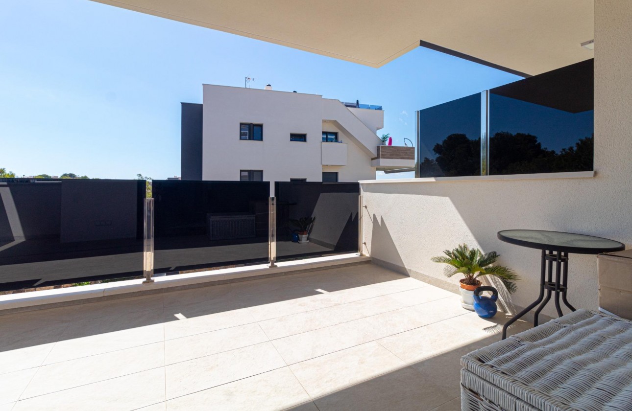 Reventa - Apartamento / piso - Orihuela Costa - Los Almendros-La Florida