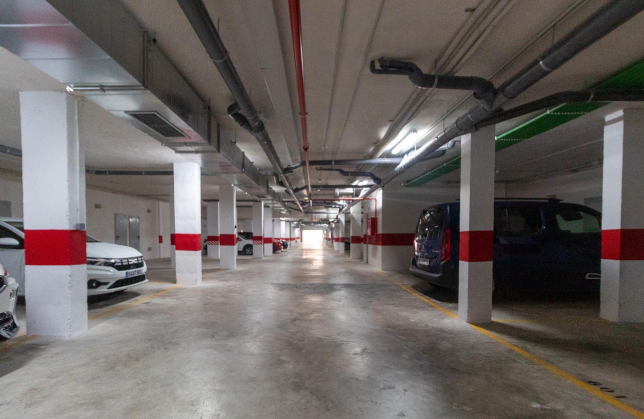 Reventa - Apartamento / piso - Orihuela Costa - Los Almendros-La Florida