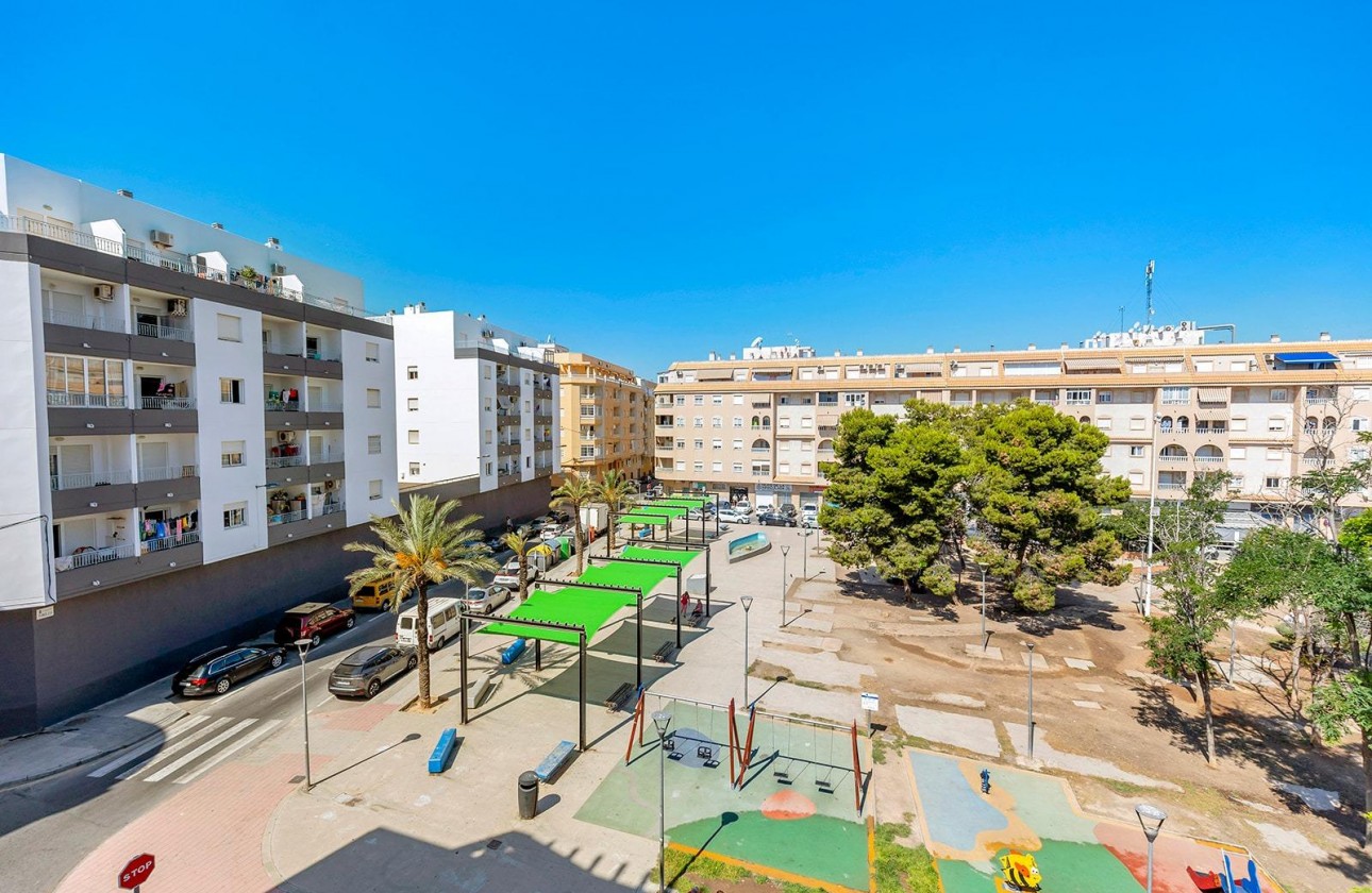 Revente - Appartement - Torrevieja - Centro