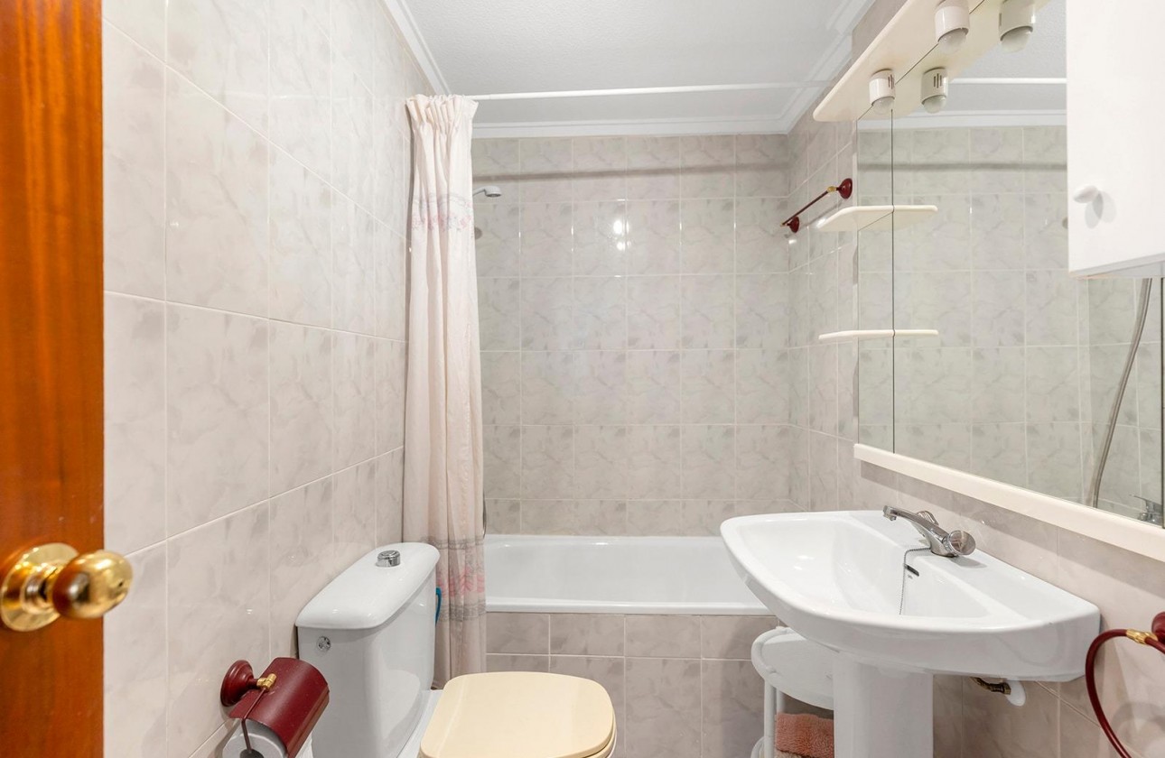 Revente - Appartement - Torrevieja - Centro