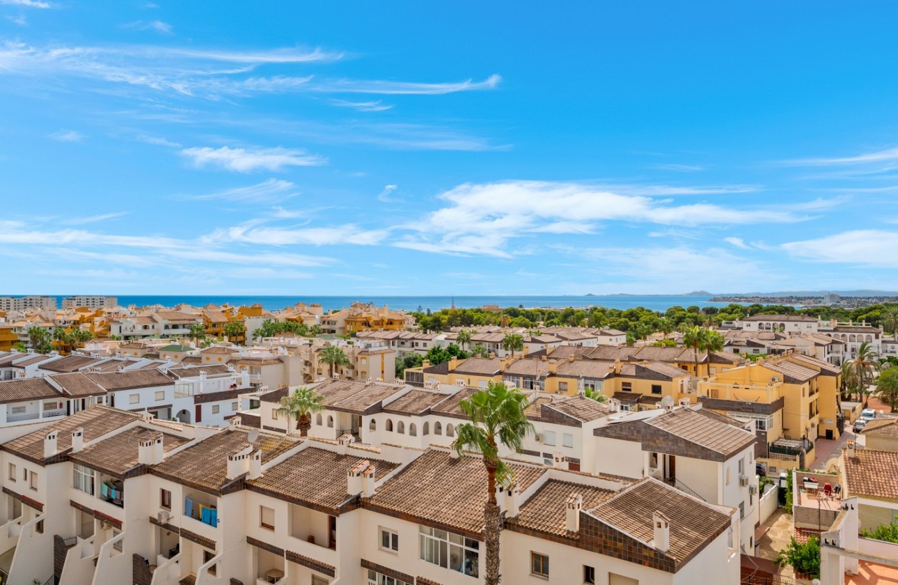 Resale - Apartment / flat - Punta Prima