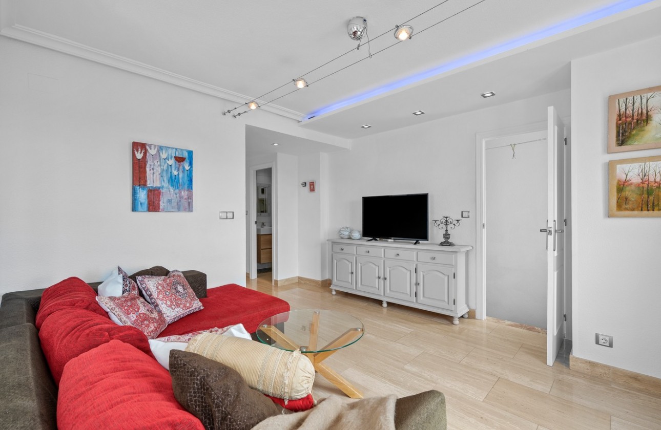 Resale - Apartment / flat - Punta Prima