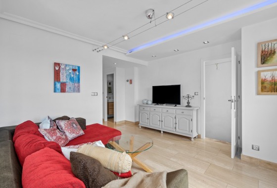 Resale - Apartment / flat - Punta Prima