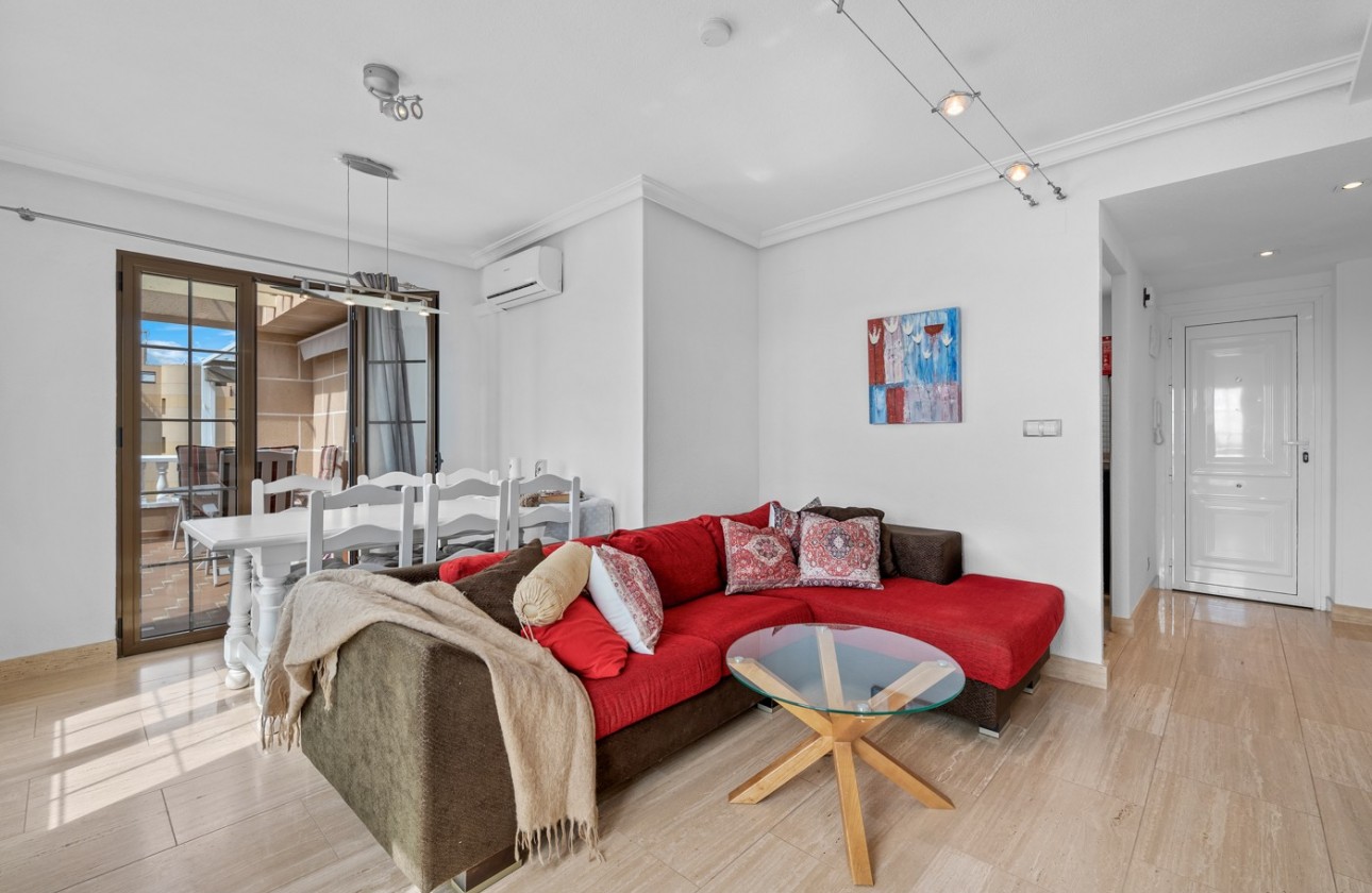 Resale - Apartment / flat - Punta Prima