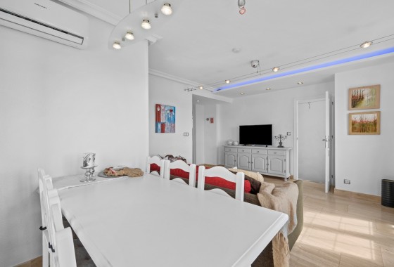 Resale - Apartment / flat - Punta Prima