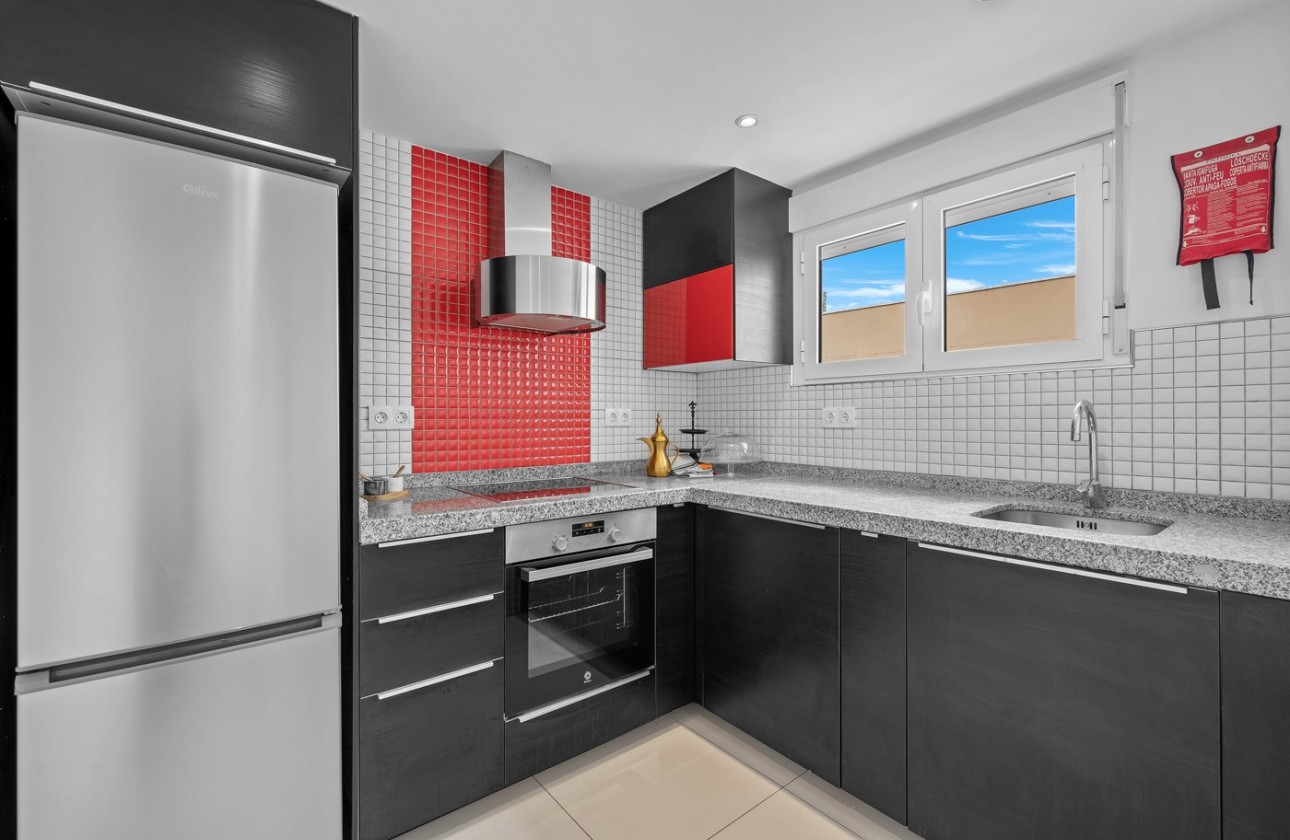 Resale - Apartment / flat - Punta Prima