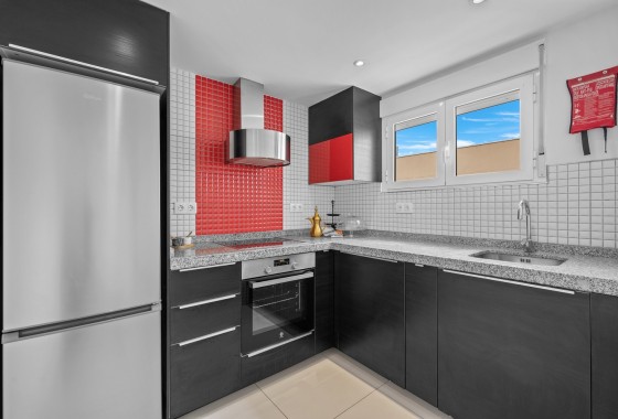 Resale - Apartment / flat - Punta Prima