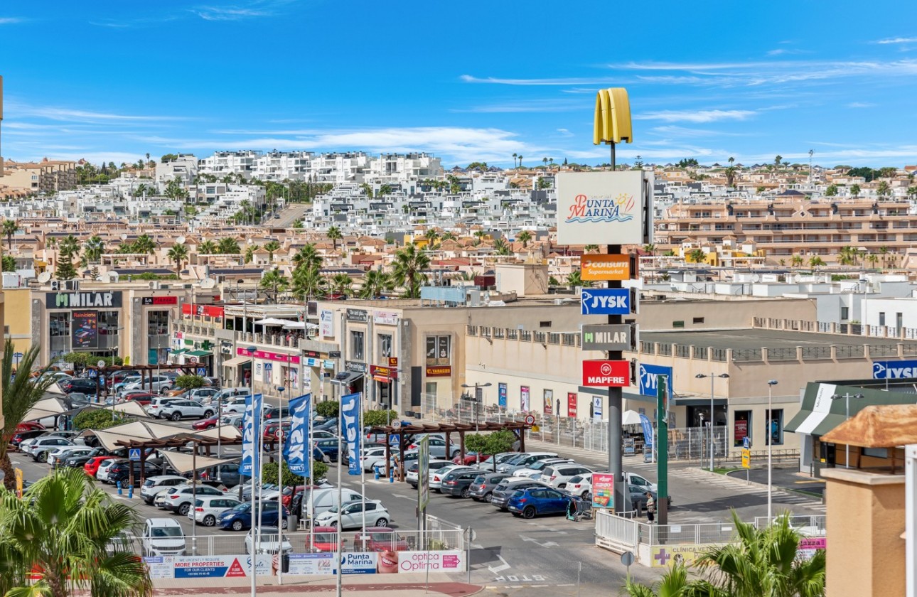 Resale - Apartment / flat - Punta Prima