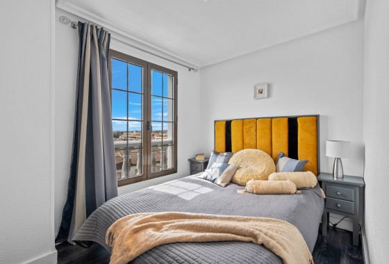 Resale - Apartment / flat - Punta Prima