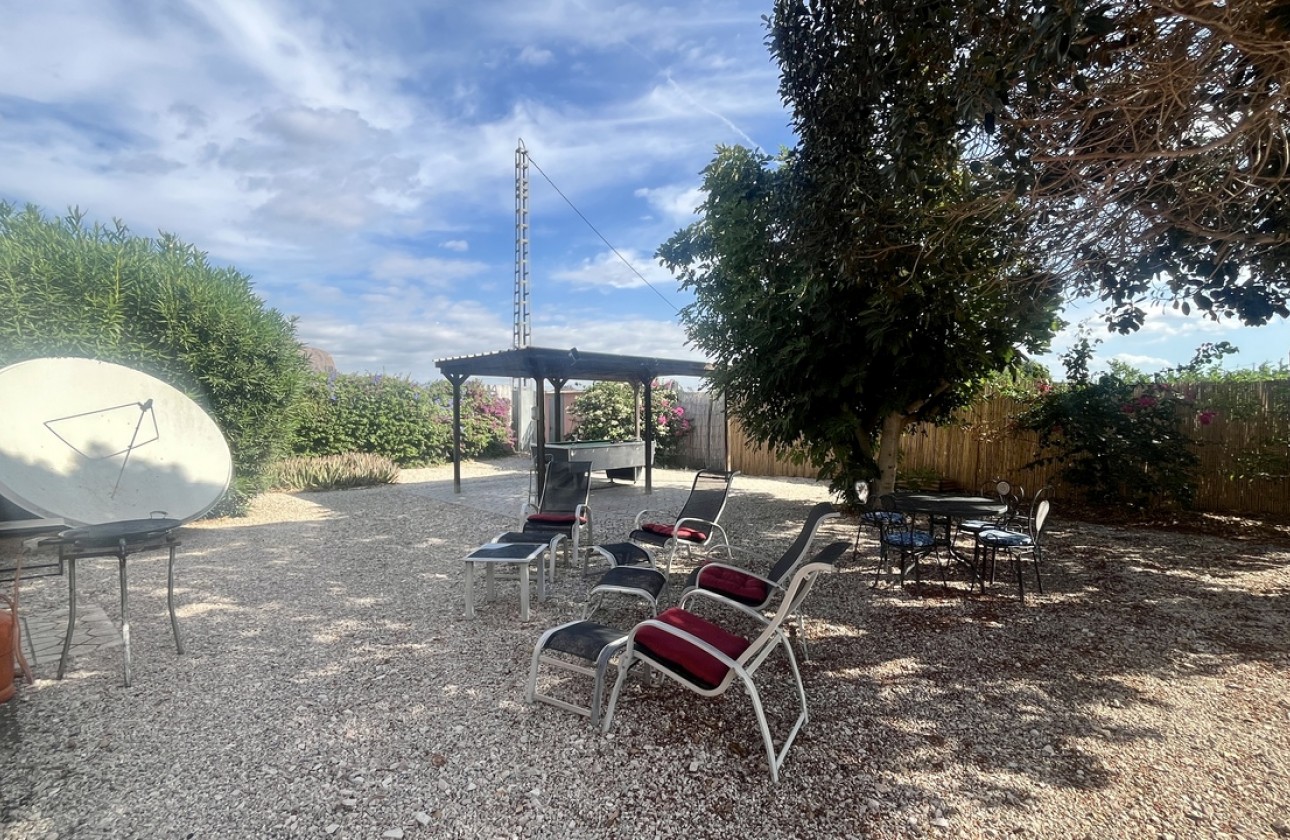 Resale - Villa - Orihuela