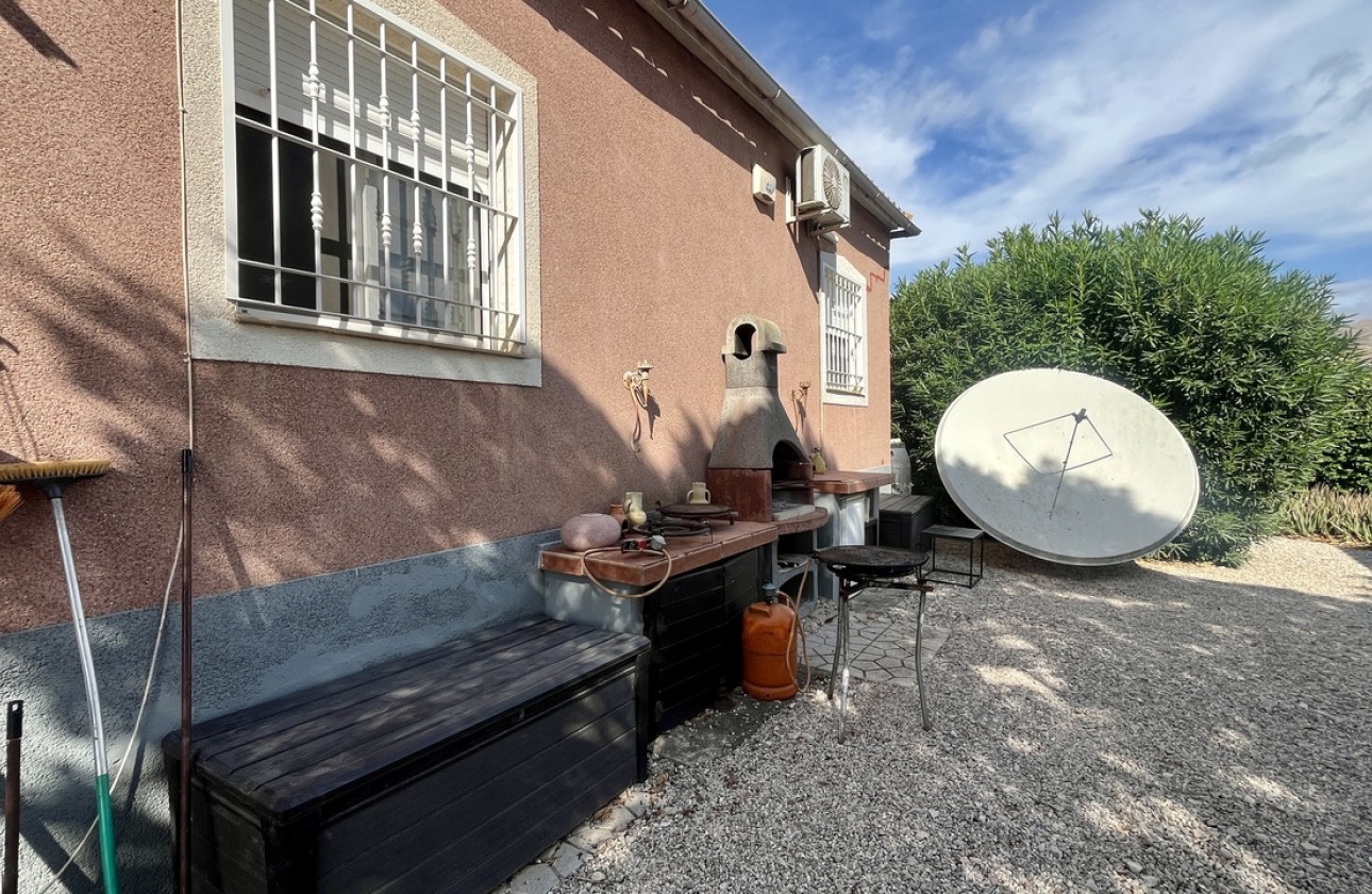 Resale - Villa - Orihuela