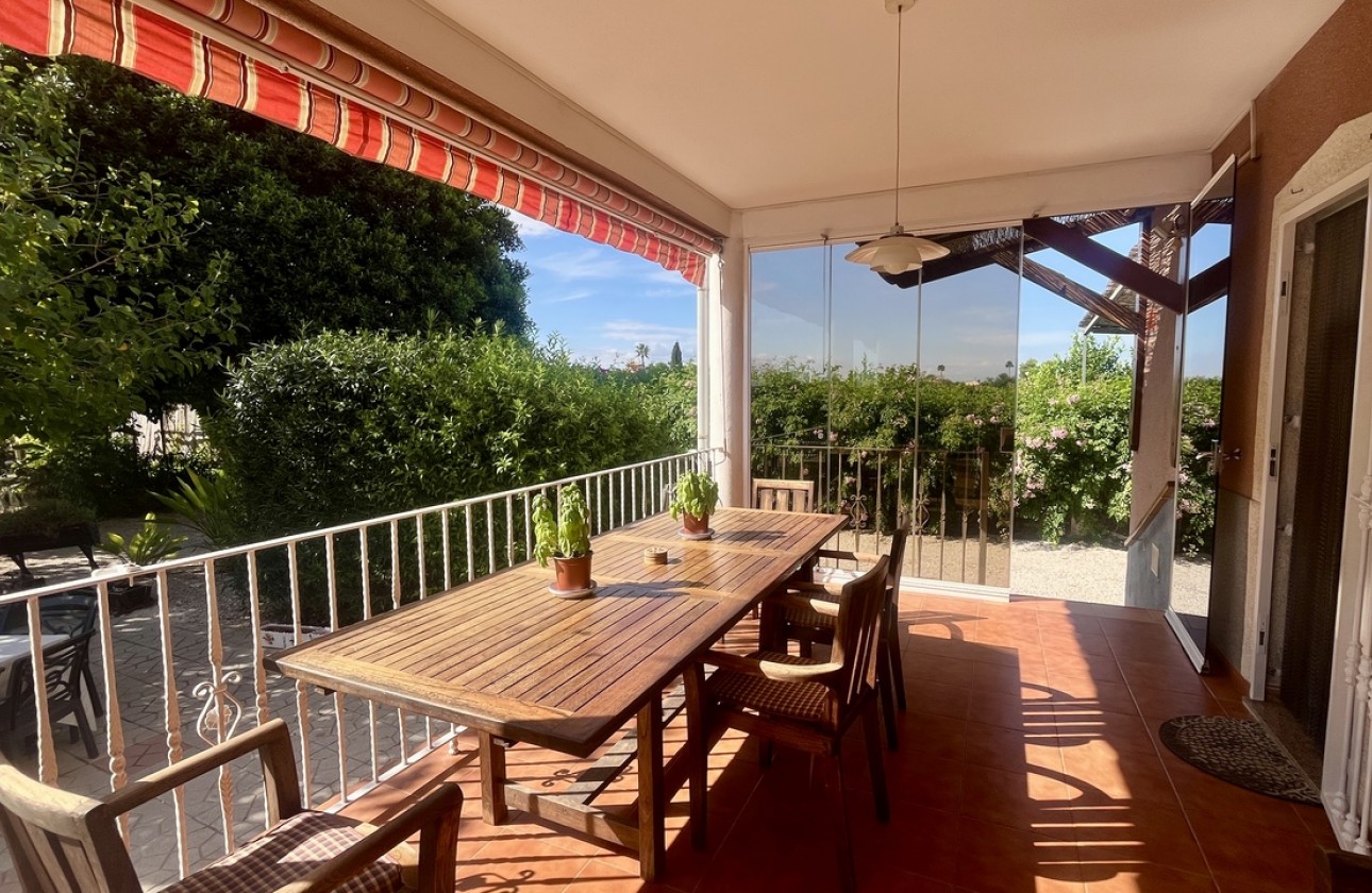 Resale - Villa - Orihuela