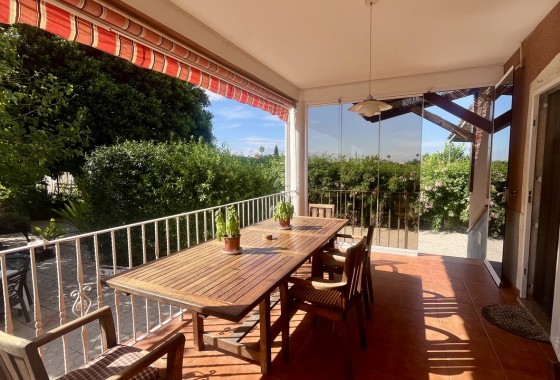 Resale - Villa - Orihuela