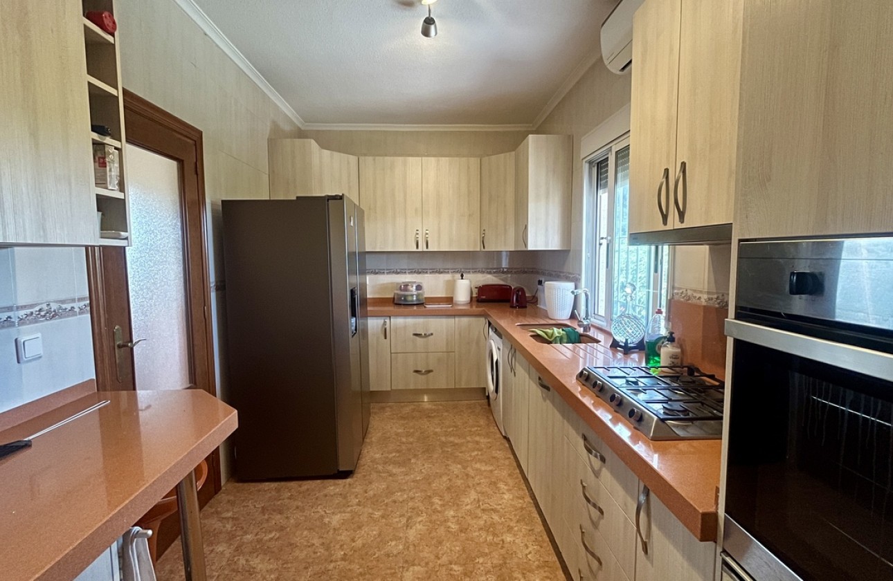 Resale - Villa - Orihuela