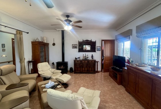 Resale - Villa - Orihuela