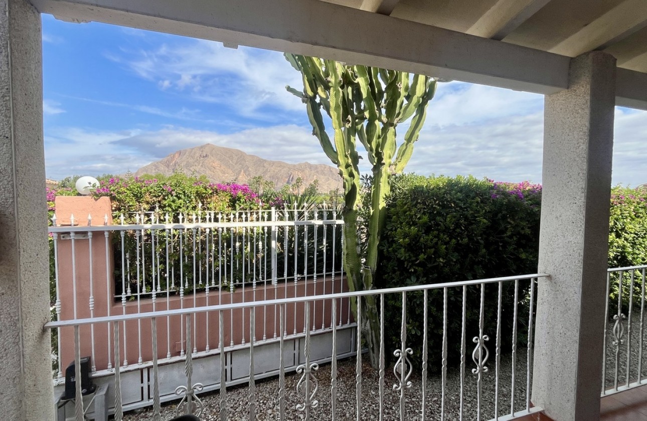 Resale - Villa - Orihuela