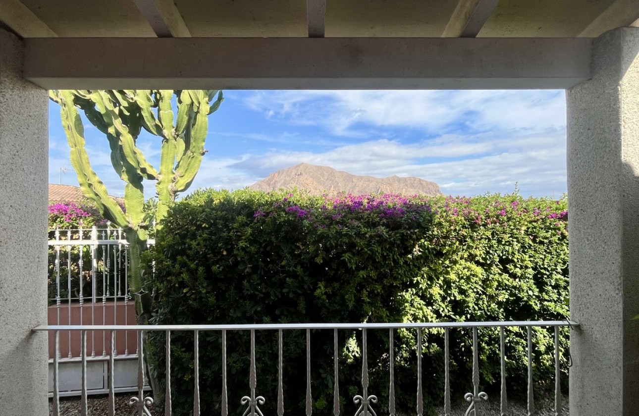 Resale - Villa - Orihuela