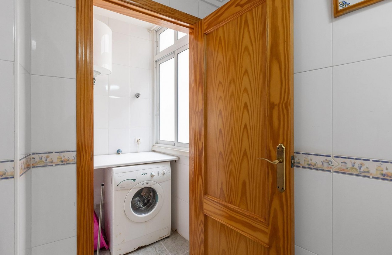 Revente - Appartement - Torrevieja - Centro