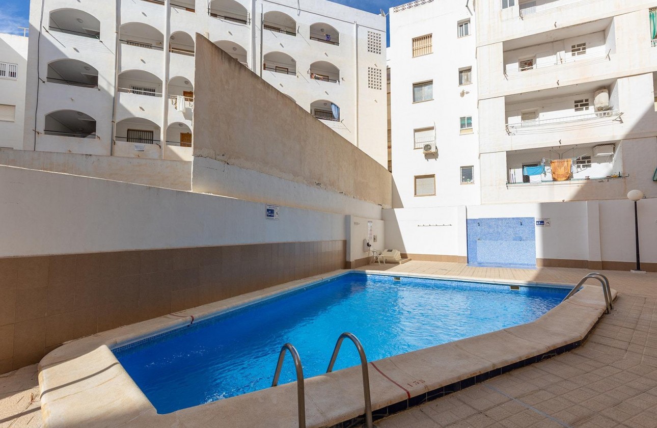 Revente - Appartement - Torrevieja - Centro