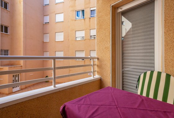 Resale - Apartment / flat - Torrevieja - Centro