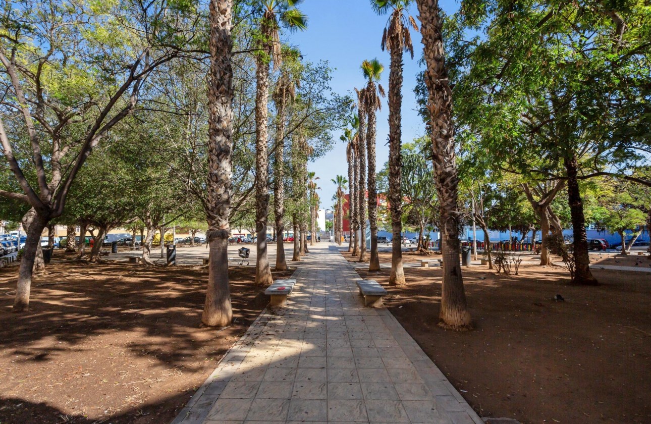 Resale - Apartment / flat - Torrevieja - Centro