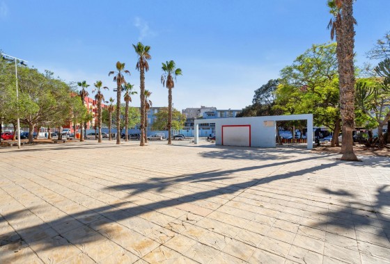 Resale - Apartment / flat - Torrevieja - Centro