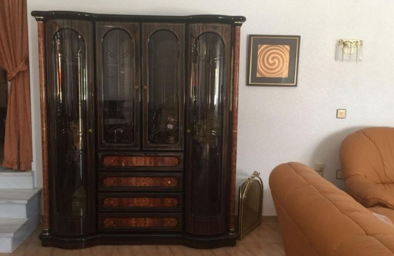 Resale - Villa - Torrevieja - torrevieja