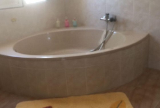 Resale - Villa - Torrevieja - torrevieja