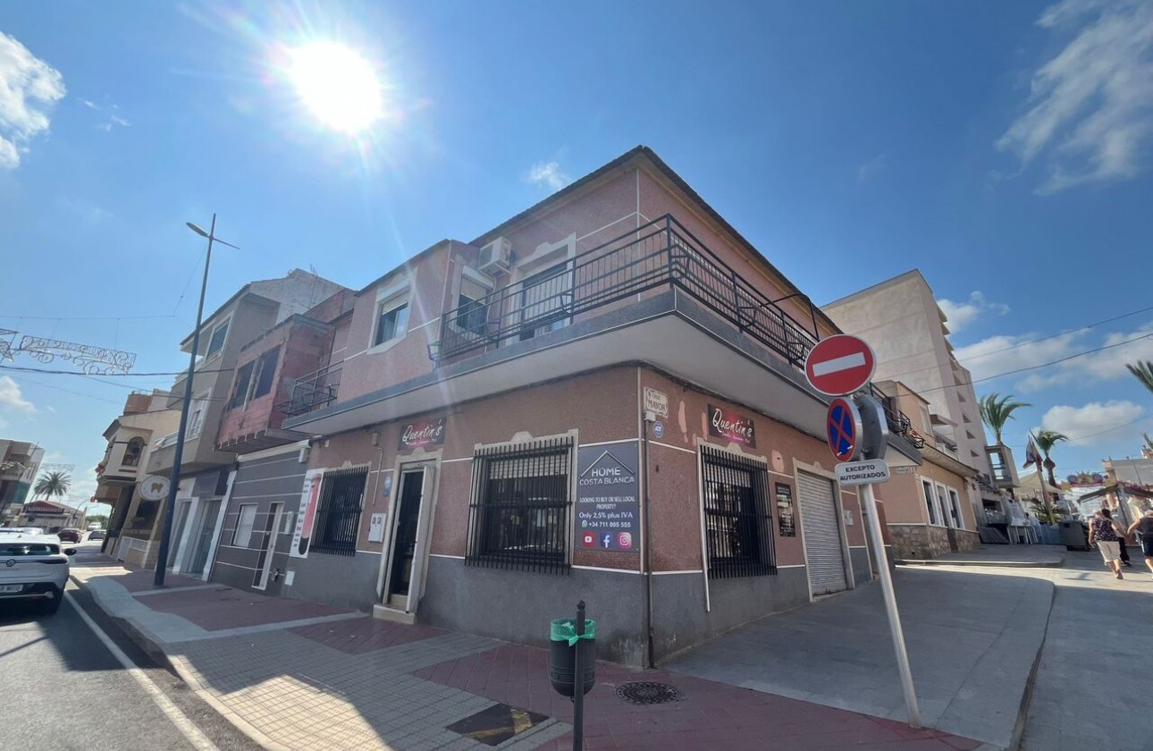 Resale - Villa - Algorfa