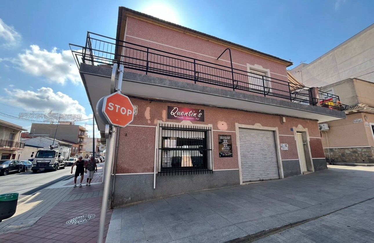 Resale - Villa - Algorfa