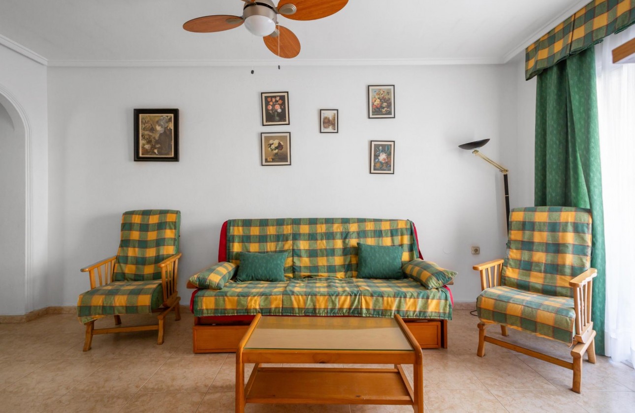 Resale - Apartment / flat - Torrevieja - Playa del cura