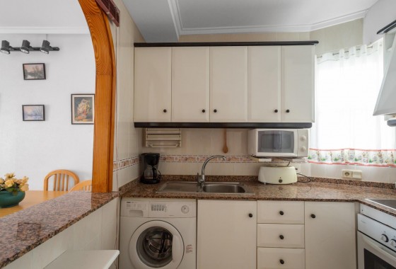 Resale - Apartment / flat - Torrevieja - Playa del cura