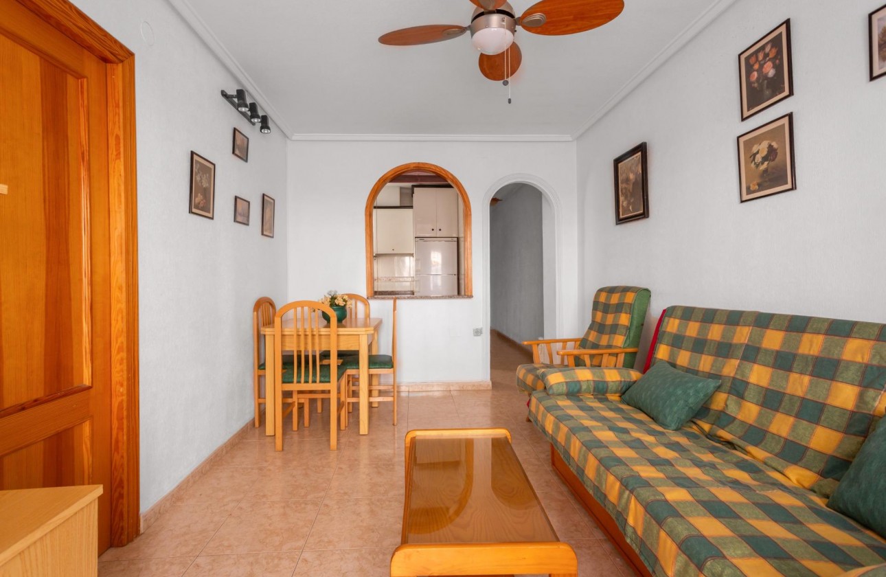 Resale - Apartment / flat - Torrevieja - Playa del cura