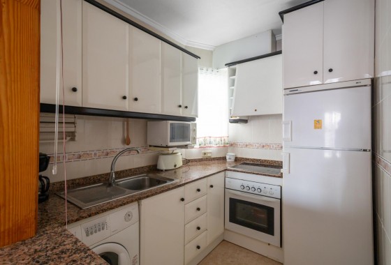 Resale - Apartment / flat - Torrevieja - Playa del cura