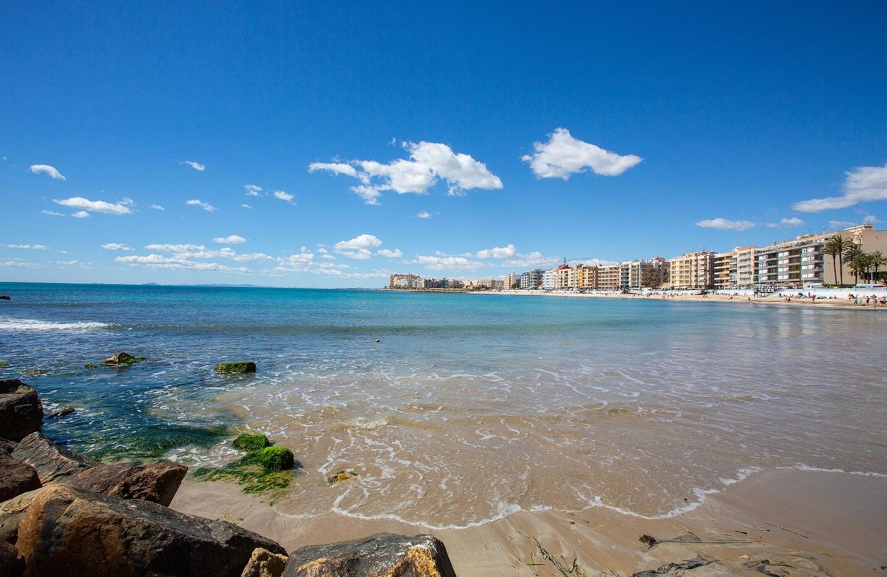 Resale - Apartment / flat - Torrevieja - Playa del cura