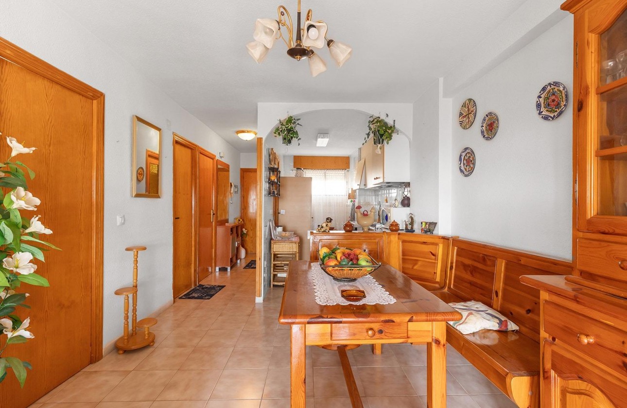 Resale - Apartment / flat - Torrevieja - La Mata