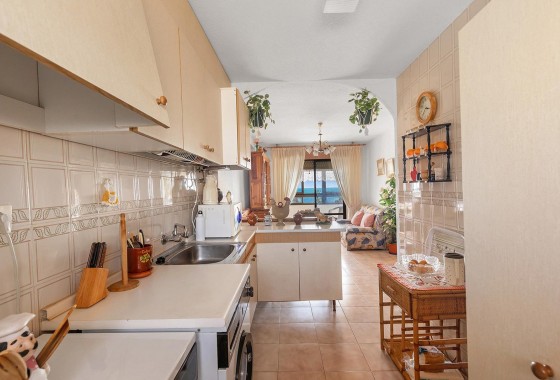Resale - Apartment / flat - Torrevieja - La Mata