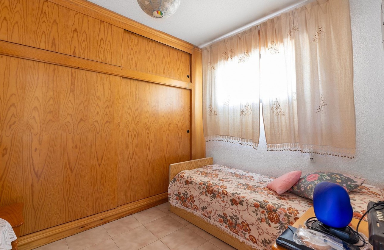 Resale - Apartment / flat - Torrevieja - La Mata