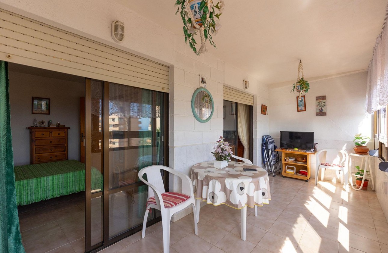 Resale - Apartment / flat - Torrevieja - La Mata