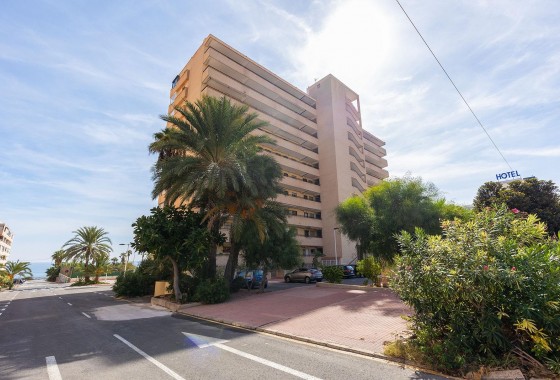 Resale - Apartment / flat - Torrevieja - La Mata