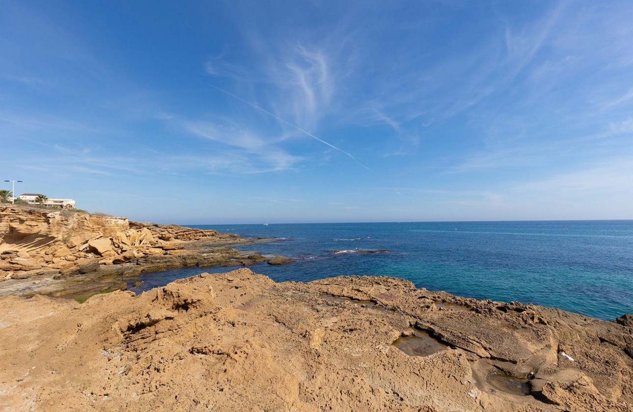 Resale - Apartment / flat - Torrevieja - La Mata