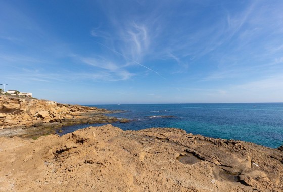 Resale - Apartment / flat - Torrevieja - La Mata