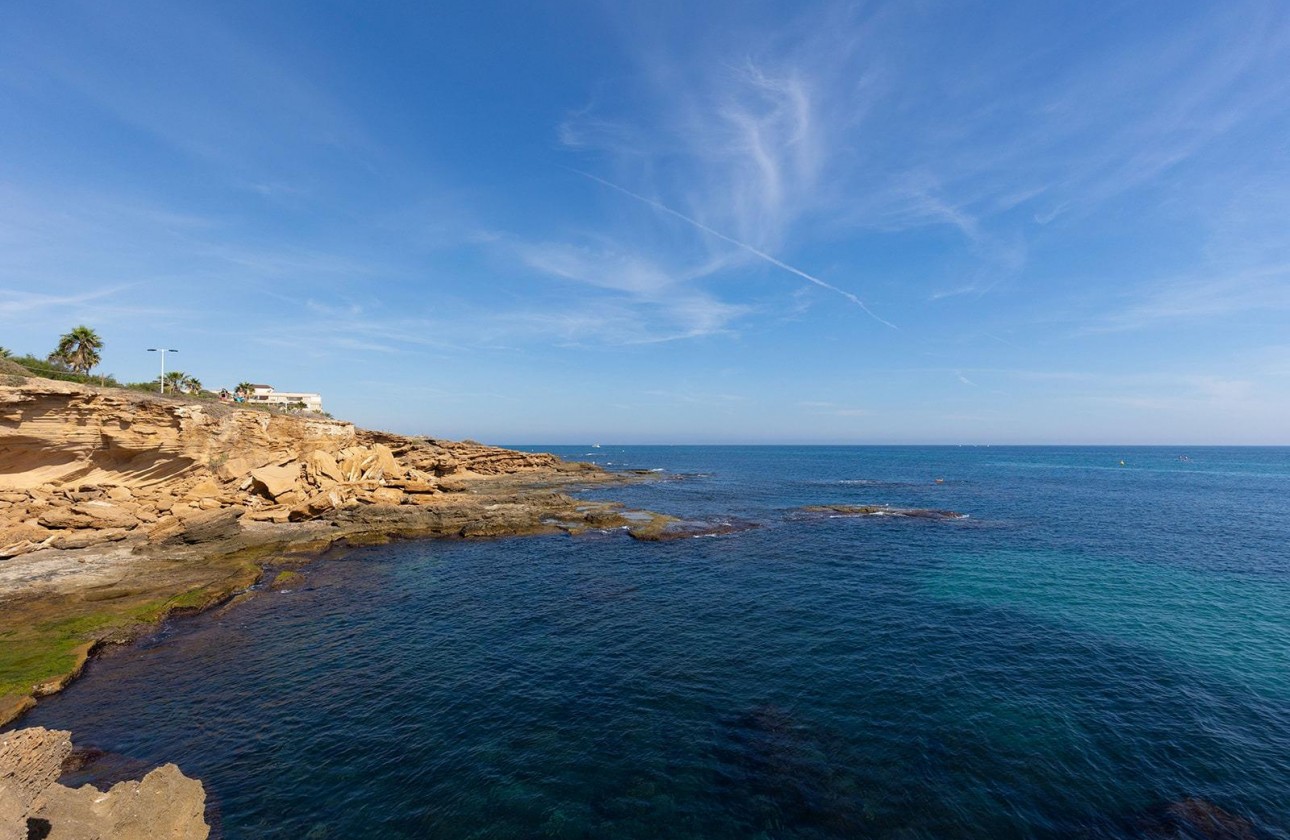 Resale - Apartment / flat - Torrevieja - La Mata