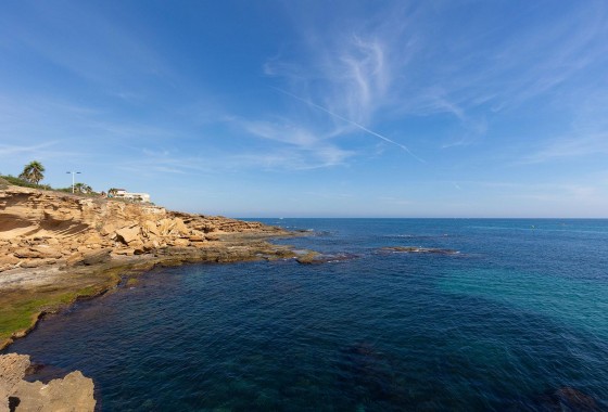 Resale - Apartment / flat - Torrevieja - La Mata