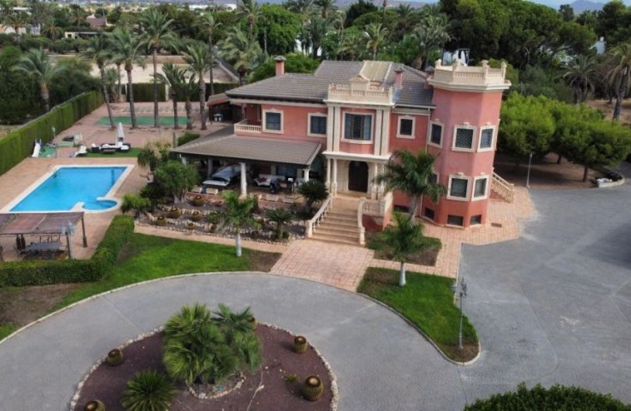 Reventa - Chalet - Elche