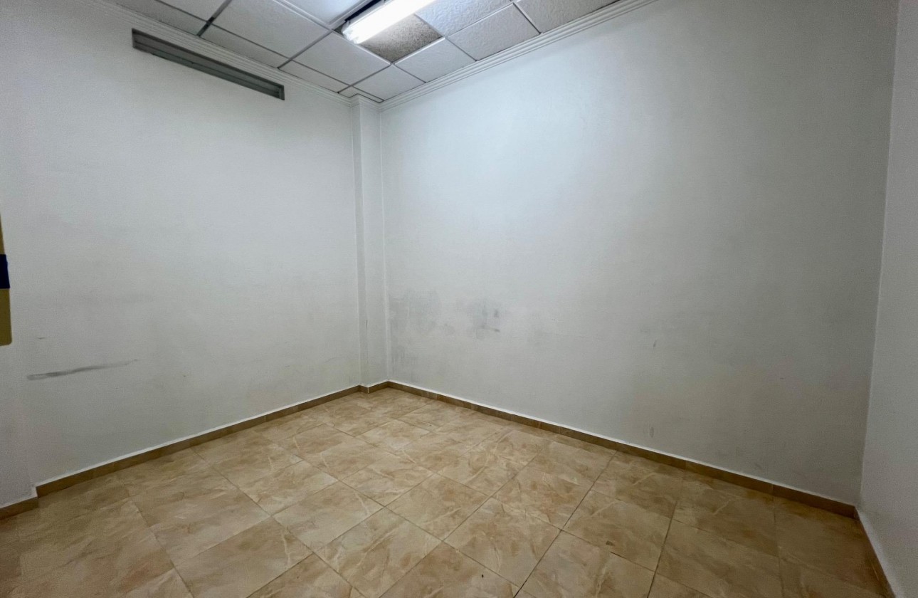 Reventa - Comercial - Beniel